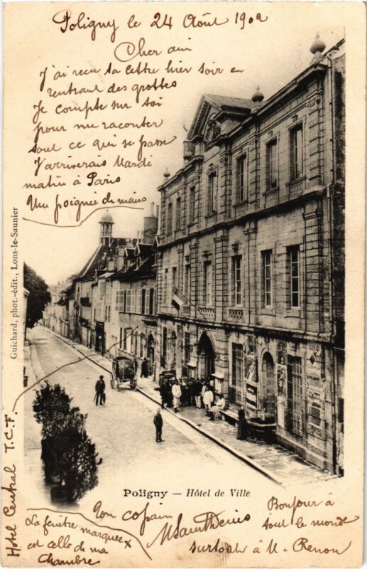 Carte postale ancienne Poligny- Hotel de Ville France à Poligny
