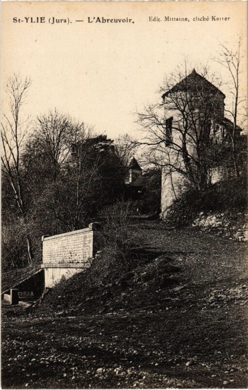 Carte postale ancienne St Ylie- Abreuvoir France