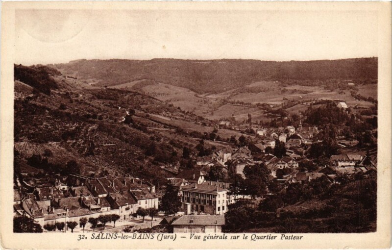 Carte postale ancienne Salins les Bains- vue generale France à Salins-les-Bains