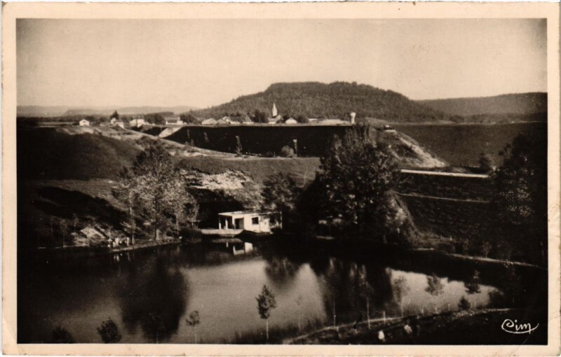 Carte postale ancienne Crotenay- Le Lac et vue generale France à Crotenay