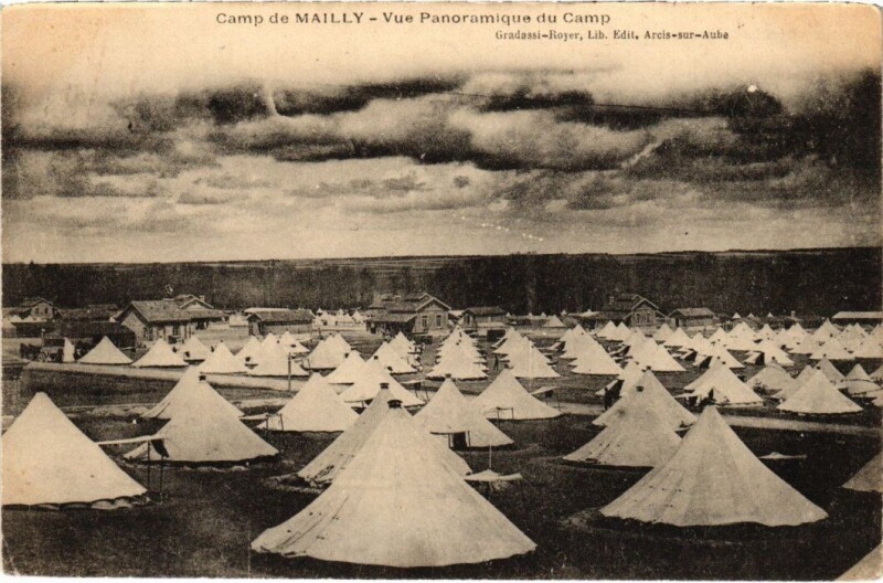Carte postale ancienne Camp-de-Mailly - Vue Panoramique