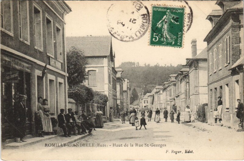 Carte postale ancienne Romilly-sur-Andelle-Haut de la Rue Saint-Georges à Romilly-sur-Andelle