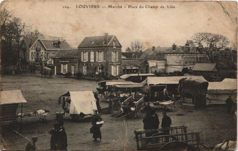 Carte postale ancienne Louviers-Marché-Place du Champ de Ville à Louviers