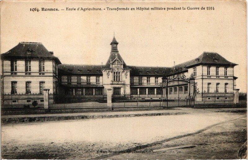 Carte postale ancienne Rennes Ecole d'Agriculture France à Rennes