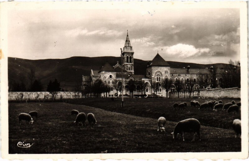 Carte postale ancienne Dourgne Abbaye Sainte-Scholastique France à Dourgne