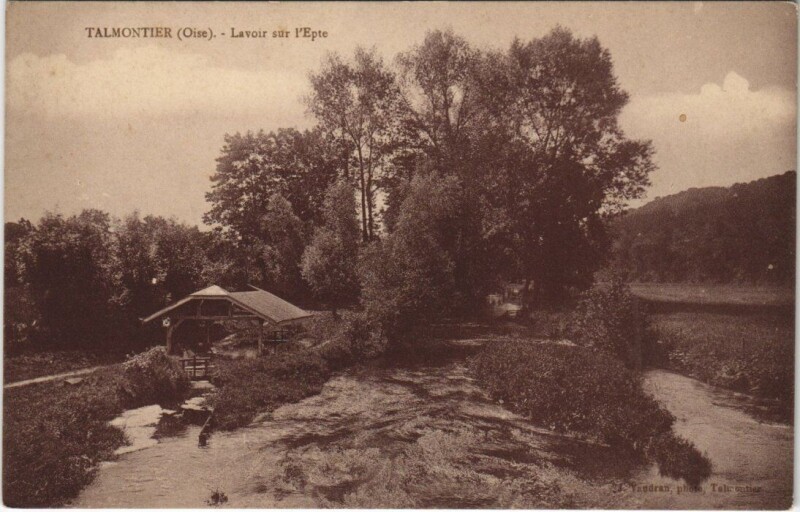Carte postale ancienne Talmontier - Lavoir sur i'Epte