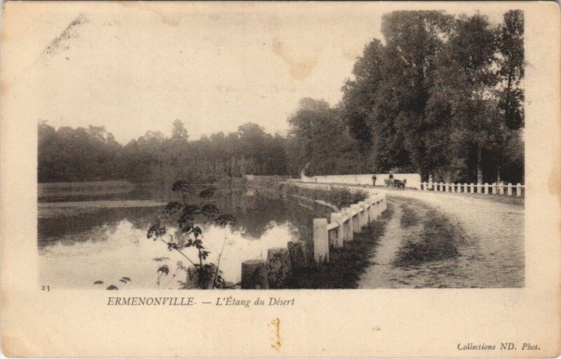 Carte postale ancienne Ermenonville - L'Etang du Desert à Ermenonville