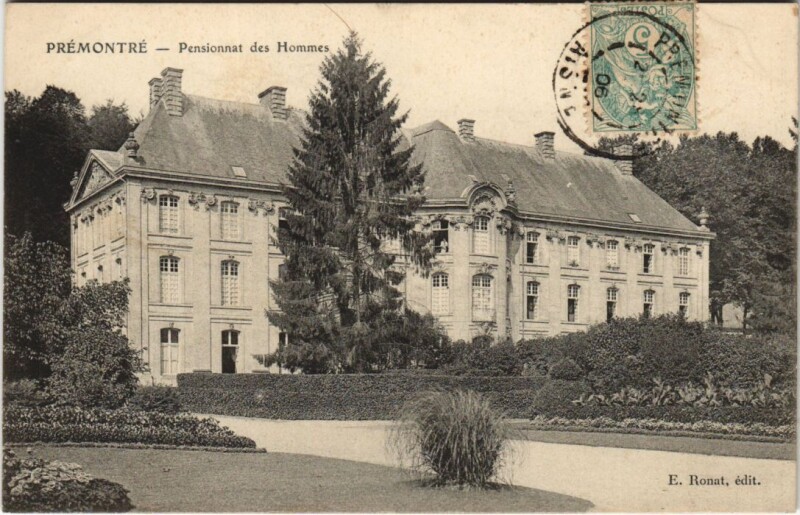 Carte postale ancienne Premontre - Pensionnat des Hommes à Prémontré