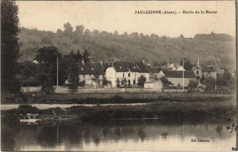 Carte postale ancienne Jaulgonne - Bords de la Marne à Jaulgonne