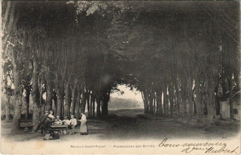 Carte postale ancienne Neuilly-Saint-Front - Promenades des Buttes à Neuilly-Saint-Front