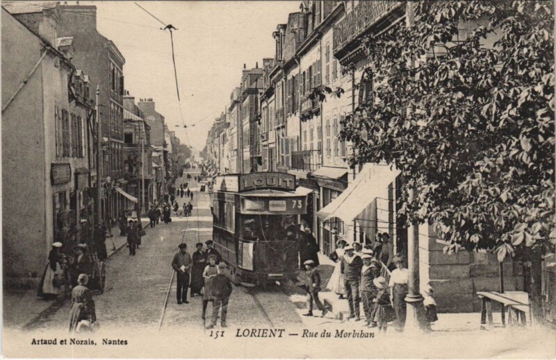 Carte postale ancienne Lorient - Rue du Morbihan à Lorient
