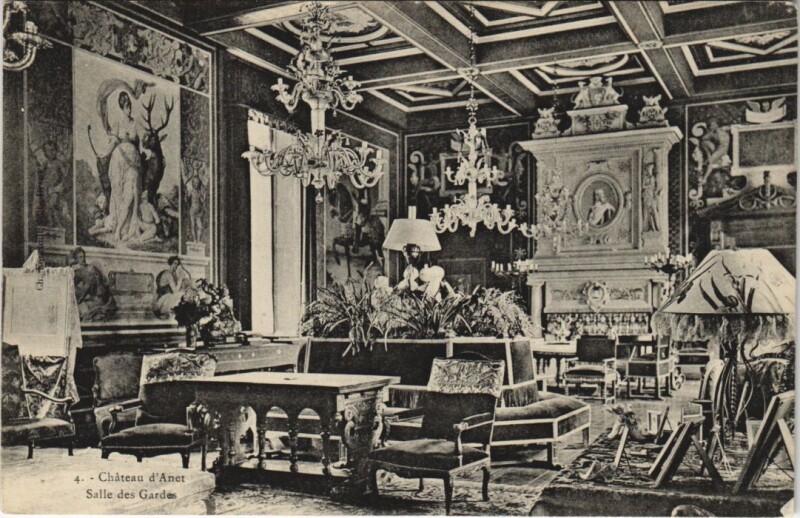 Carte postale ancienne Chateau d'Anet - Salle des Gardes