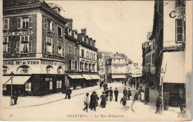Carte postale ancienne Chartres - La Rue Delacroix à Chartres