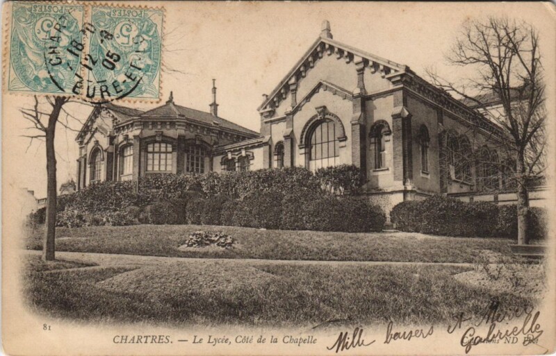 Carte postale ancienne Chartres - Le Lycée Coté de la Chapelle à Chartres
