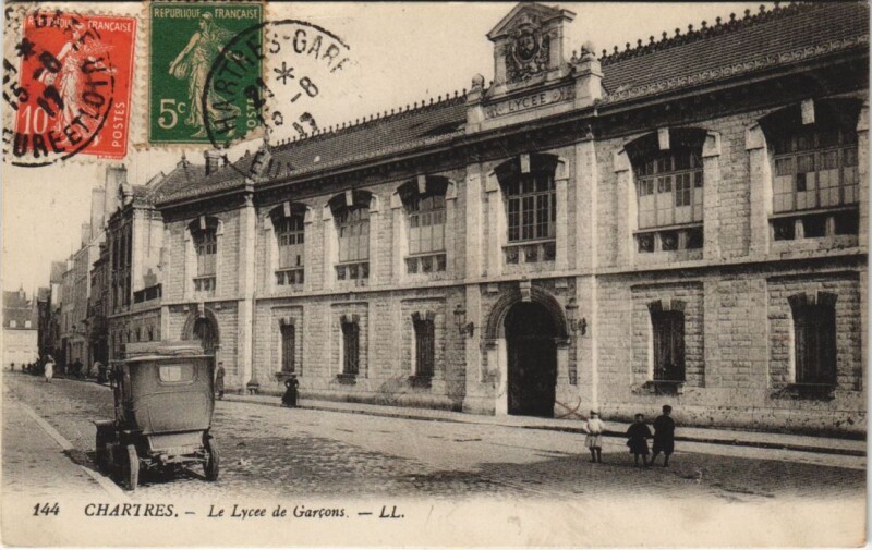 Carte postale ancienne Chartres - Le Lycee de Garcons à Chartres