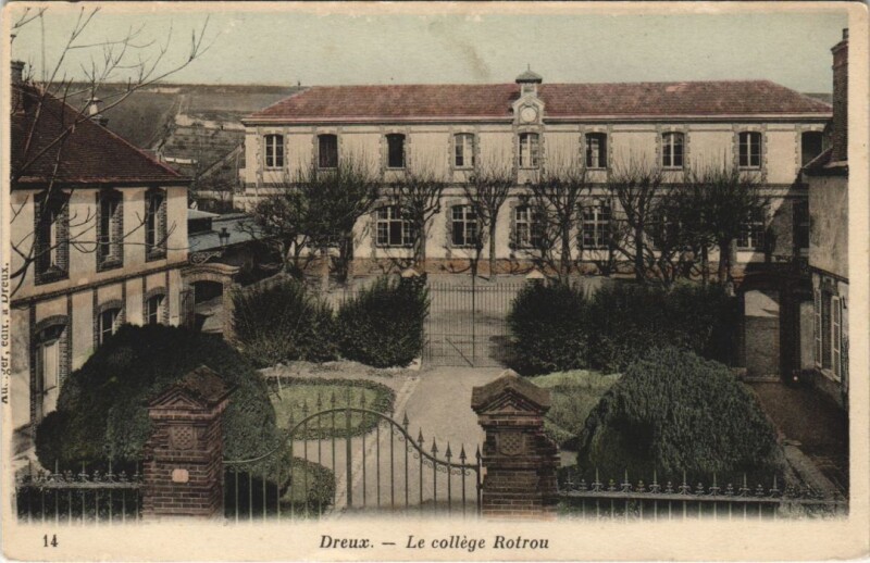 Carte postale ancienne Dreux - Le collége Rotrou à Dreux