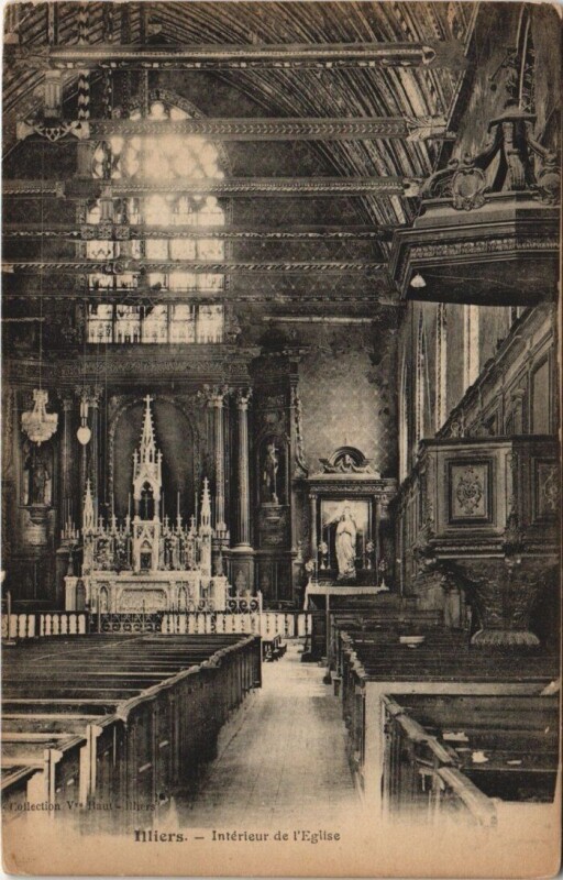 Carte postale ancienne Illiers - Interieur de l'Eglise
