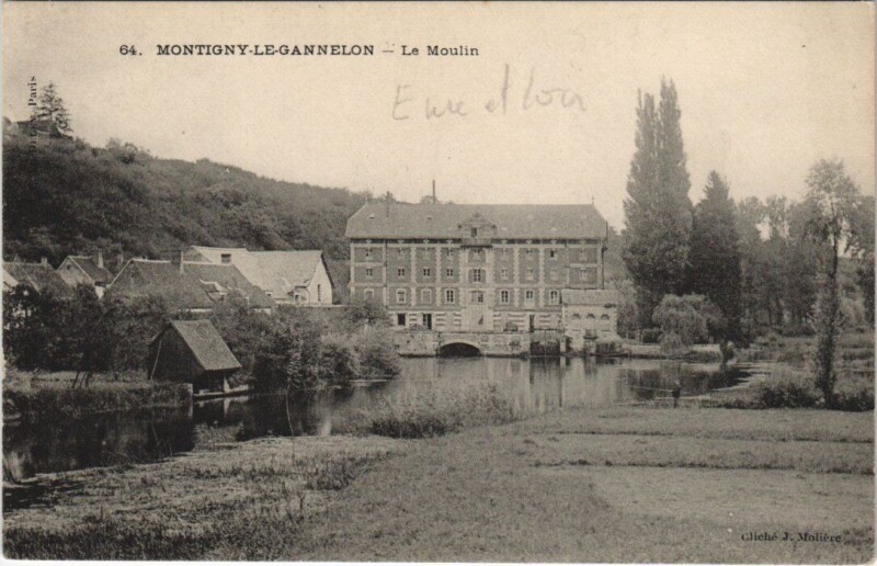 Carte postale ancienne Montigny-le-Gannelon-Le Moulin