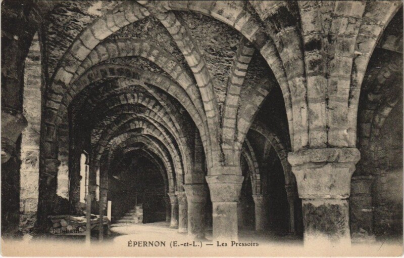 Carte postale ancienne Epernon-Les Pressoirs