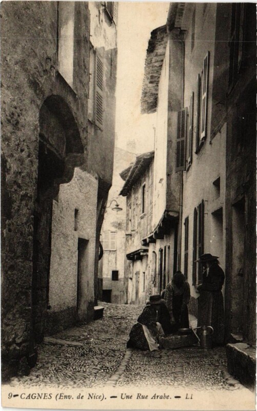 Carte postale ancienne Cagnes (Dep.06) Une Rue Arabe