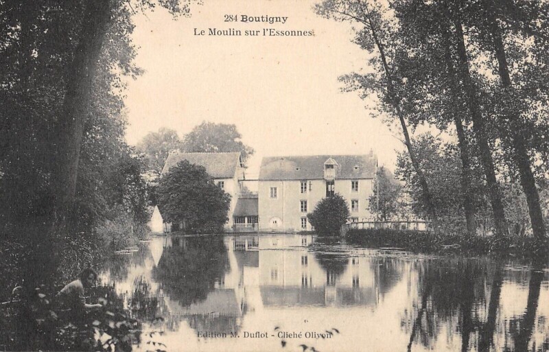 Carte postale ancienne Boutigny Le Moulin Sur L'Essonnes