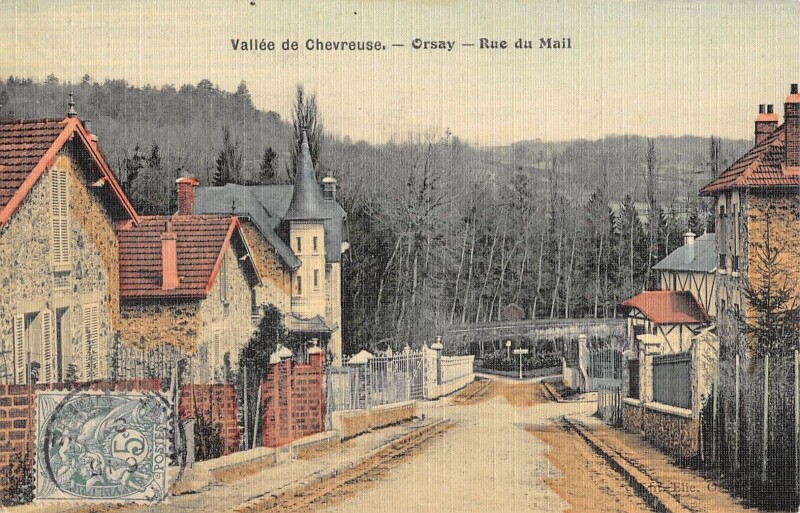 Carte postale ancienne Orsay Rue Du Mail / Cpa Toilee à Orsay