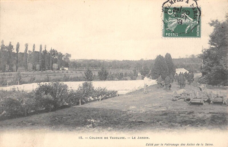 Carte postale ancienne Colonie De Vaucluse Le Jardin