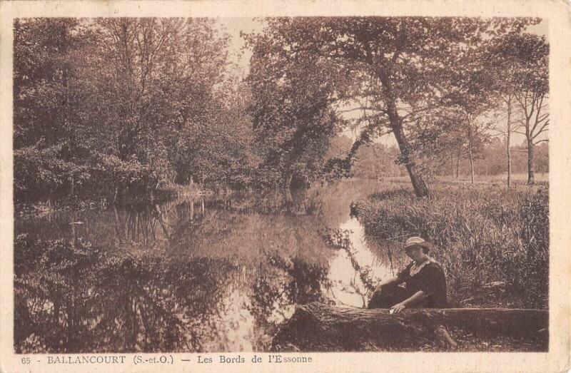 Carte postale ancienne Ballancourt Les Bords De L'Essonne