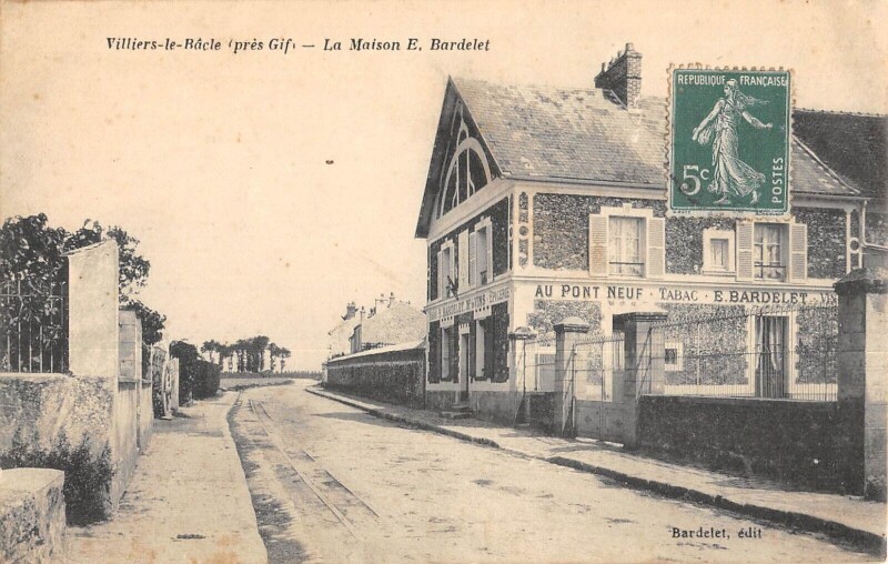 Carte postale ancienne Villiers Le Bacle La Maison E.bardelet