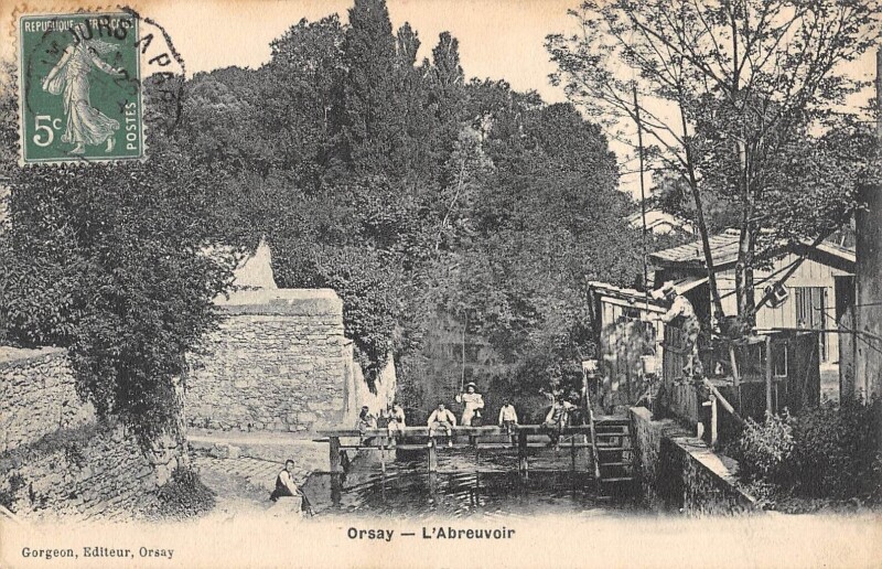 Carte postale ancienne Orsay L'Abreuvoir à Orsay