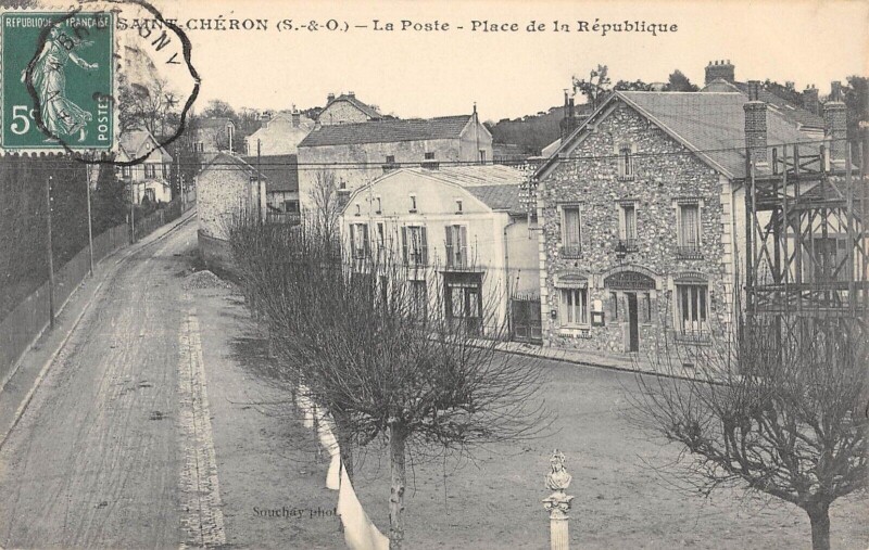 Carte postale ancienne Saint Cheron La Poste Place Republique