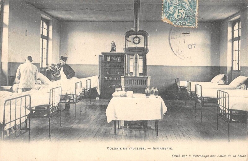 Carte postale ancienne Colonie De Vaucluse Infirmerie