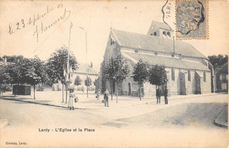 Carte postale ancienne Lardy Eglise Et Place à Lardy