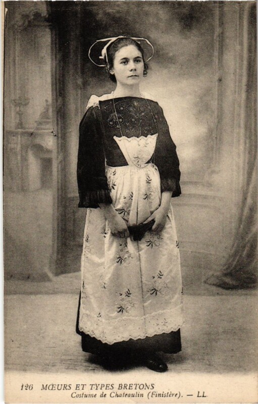 Carte postale ancienne Chateaulin - Costume de Chateaulin - Moeurs et Types Bretonnes à Châteaulin
