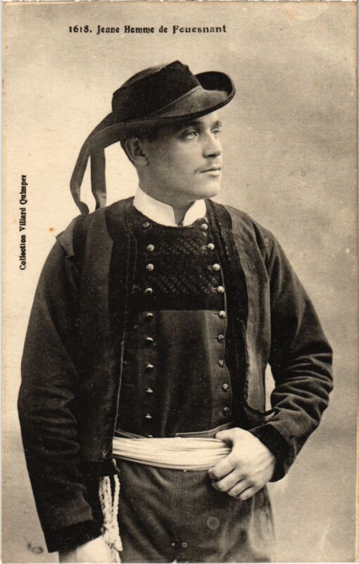 Carte postale ancienne Fouesnant -Jeune Homme de Fouesnant - Folklore à Fouesnant