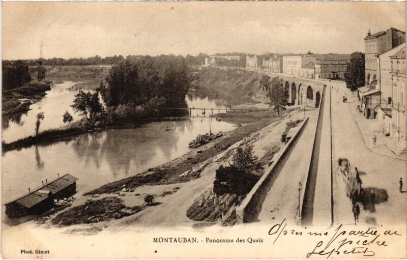 Carte postale ancienne Montauban Panorama des Quais à Montauban
