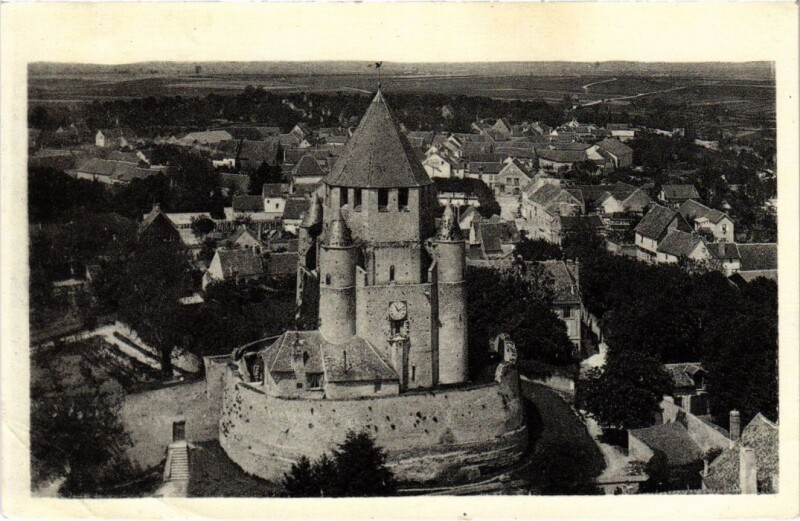 Carte postale ancienne Provins panorama pris de Saint-Quiriace à Provins