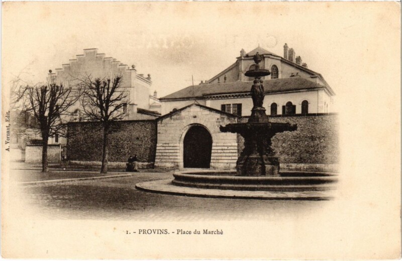 Carte postale ancienne Provins Place du Marche à Provins
