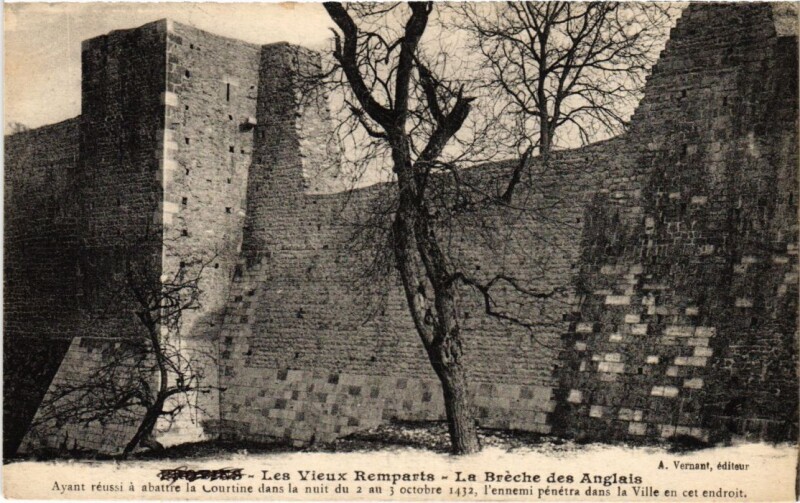 Carte postale ancienne Provins La Breche des Anglais à Provins