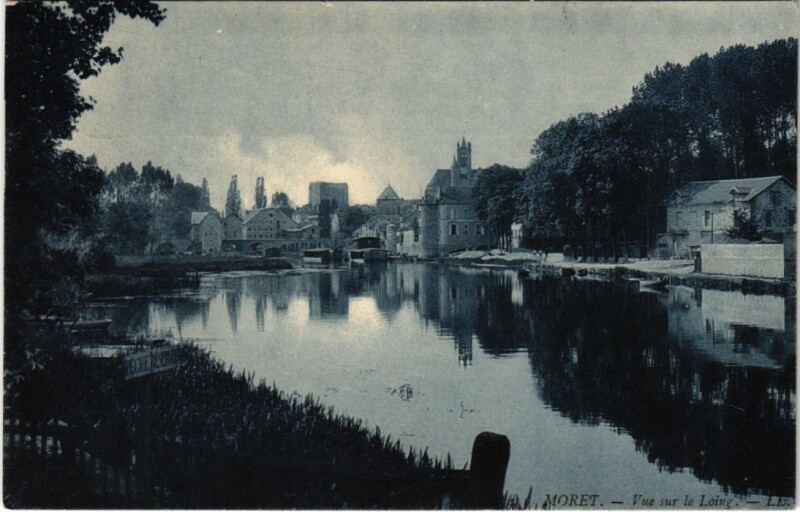 Carte postale ancienne Moret sur Loing vue sur le Loing