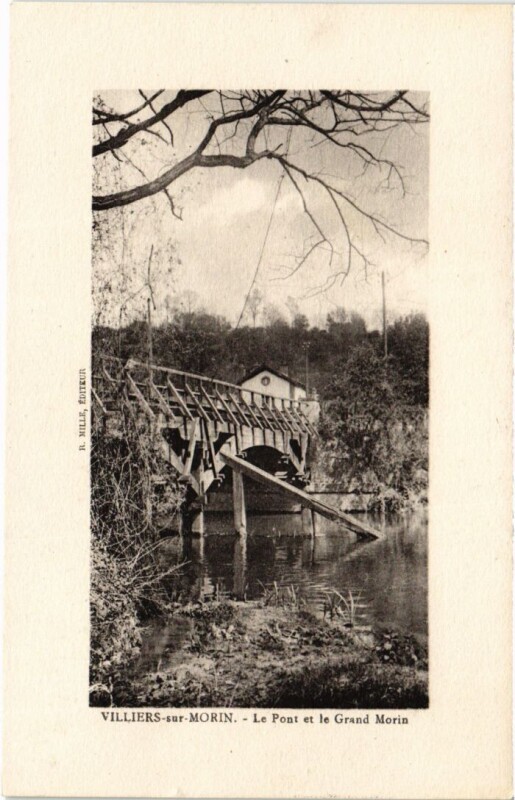 Carte postale ancienne Villiers-sur-Morin Le Pont et le Grand Morin à Villiers-sur-Morin