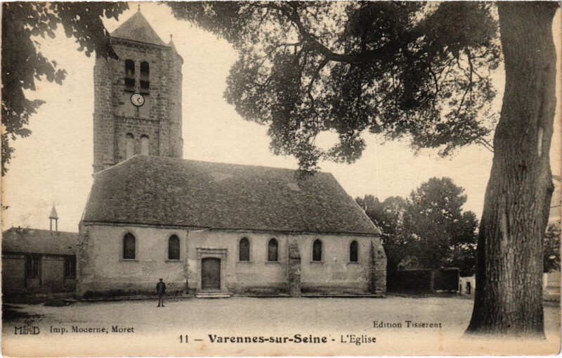 Carte postale ancienne Varennes-sur-Seine L'Eglise à Varennes-sur-Seine