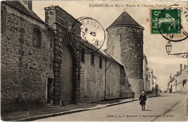 Carte postale ancienne Nangis Ferme de l'Ancien Chateau à Nangis