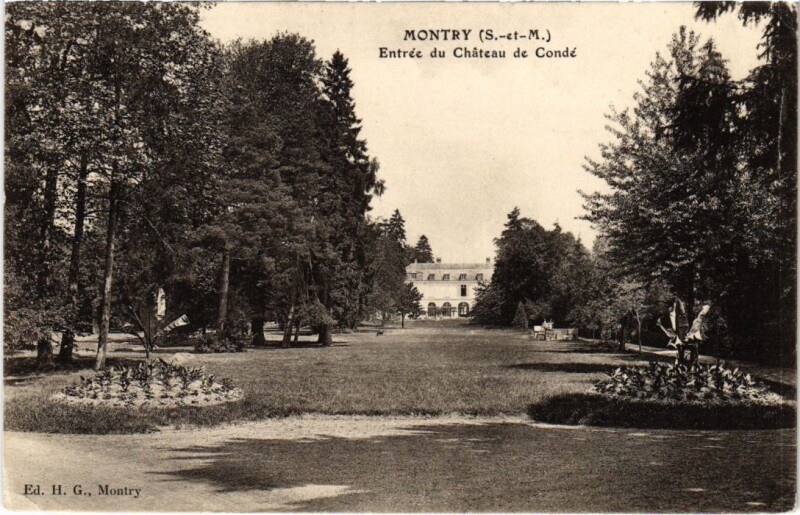 Carte postale ancienne Montry Entree du Chateau de Conde à Montry