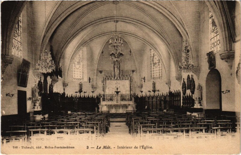 Carte postale ancienne Le Mee Interieur de l'Eglise