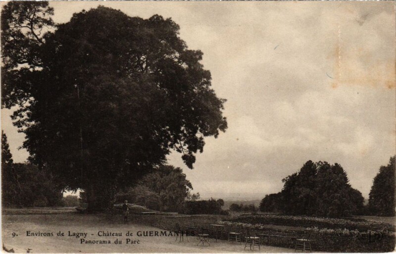 Carte postale ancienne Geurmantes Chateau de Guermantes - Panorama du Parc à Guermantes