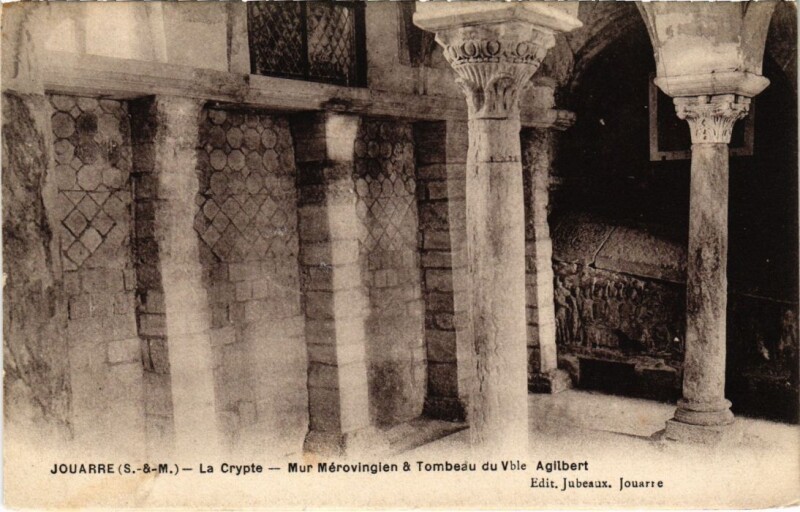 Carte postale ancienne Jouarre La Crypte à Jouarre