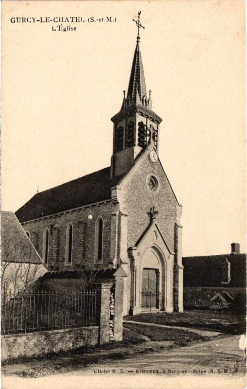 Carte postale ancienne Gurcy-le-Chatel L'Eglise