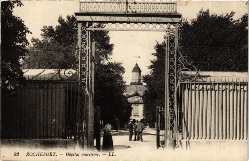 Carte postale ancienne Rochefort - Hopital maritime à Rochefort