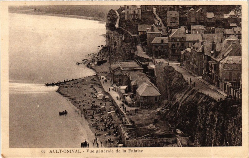 Carte postale ancienne Somme Ault-Onival Panorama de la Falaise